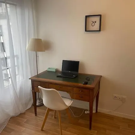 شقة 3 Pieces Avec Belle Terrasse Et Vue Degagee.